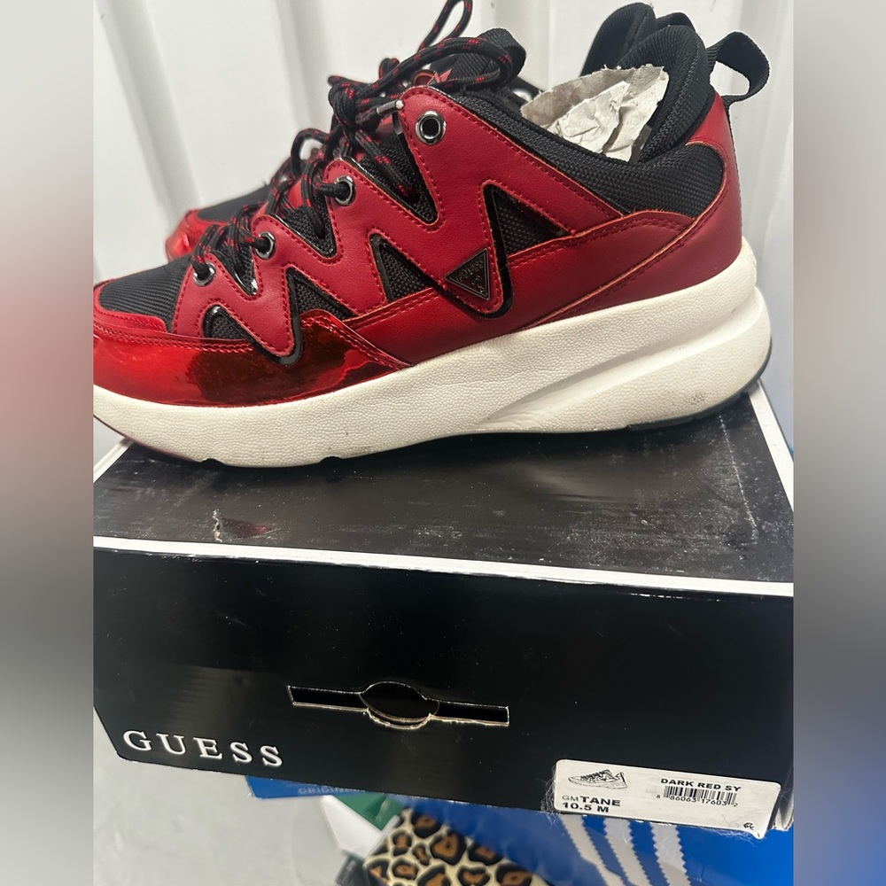 Guess Dark